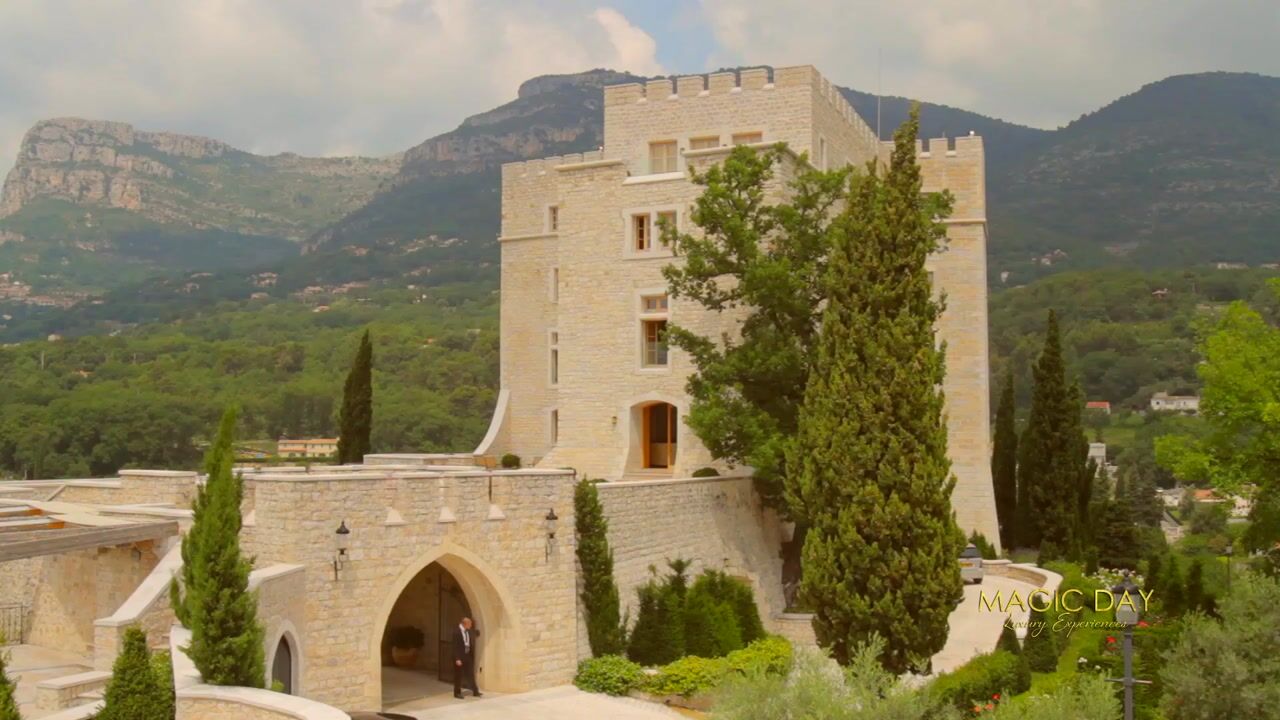 Château Saint-Jeannet wedding